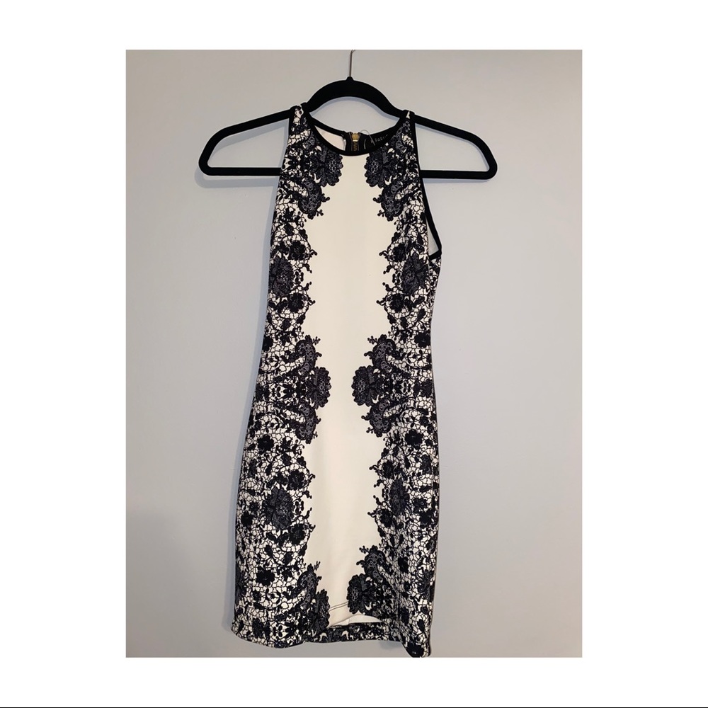 Black and White Lace Print Bodycon Dress
